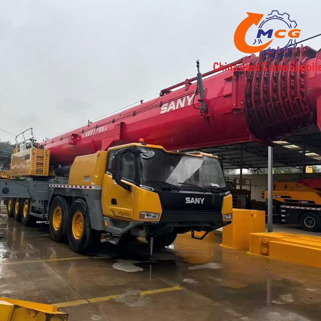 بالکل نیا 2025 سنی 200-ٹن STC2000C8-8 استعمال شدہ ٹرک کرین